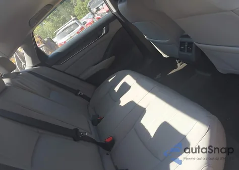 2018 Honda Accord Touring 2.0T z USA, uszkodzony, nr VIN 1HGCV2F90JA003493